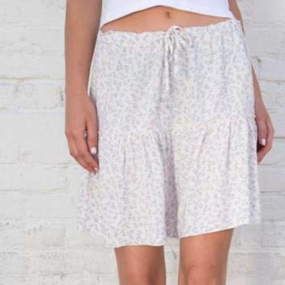 Brandy Melville Skirts Brandy Melville White And Blue Floral Kenzie Skirt Poshmark